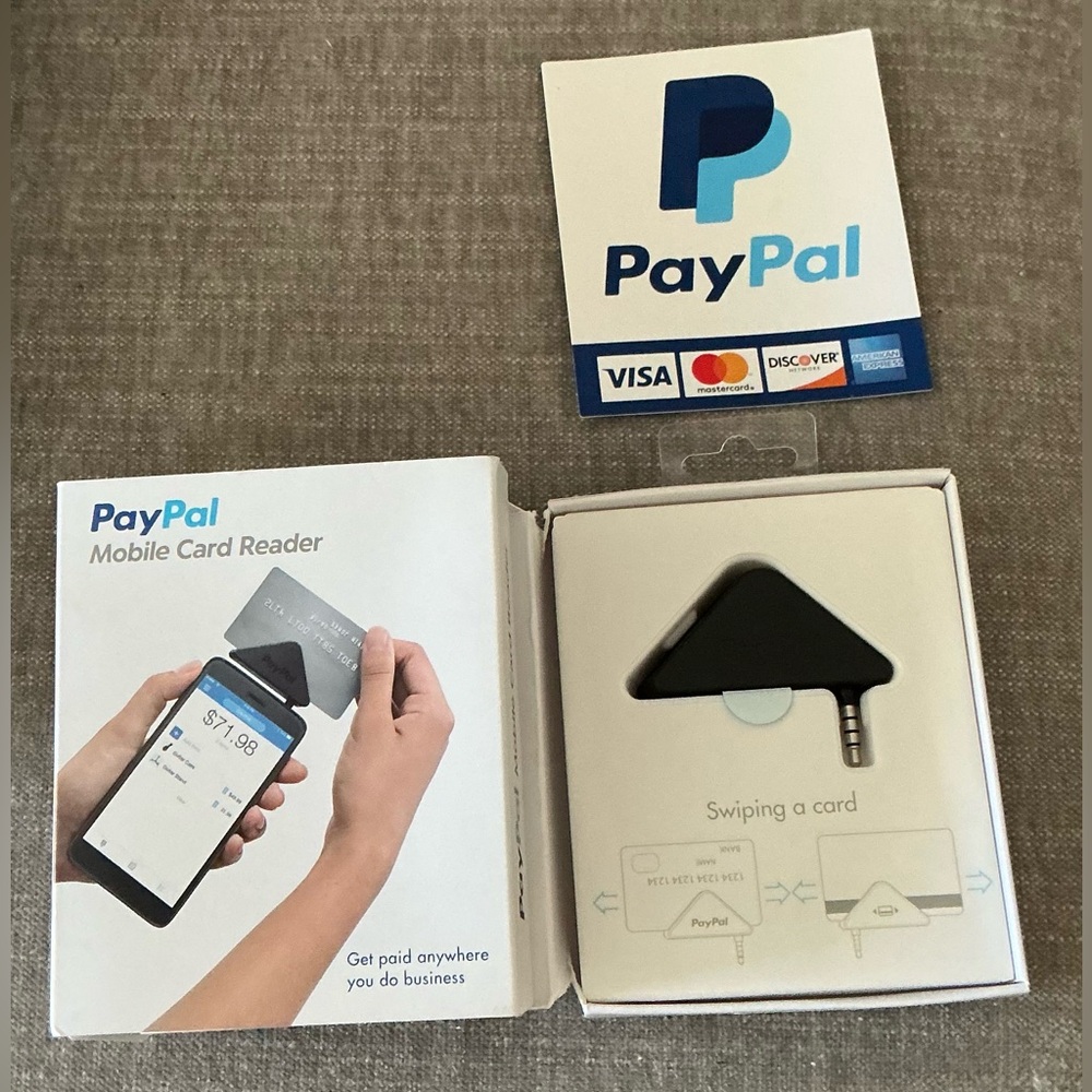 PayPal Mobile Card Reader 
New in box 🌻